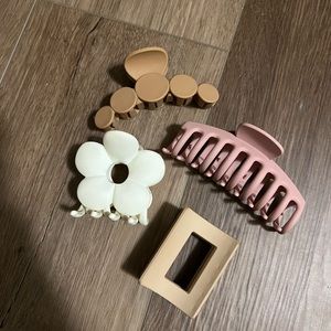 Assorted Claw Clips